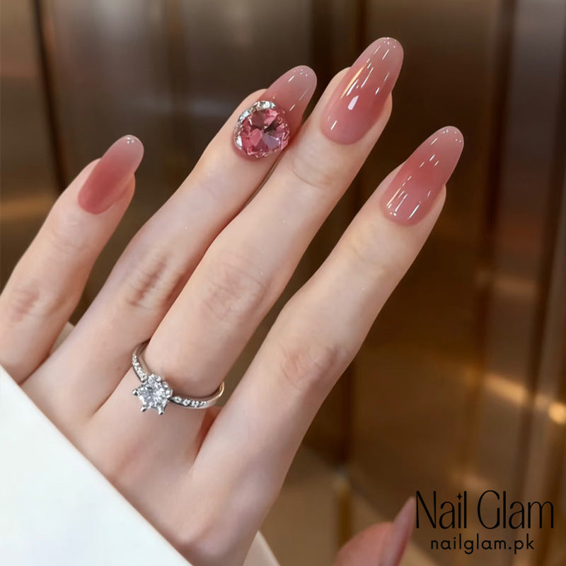 NailGlam 640 -Nude Pink Gradient (30Pcs) - Application Kit Included