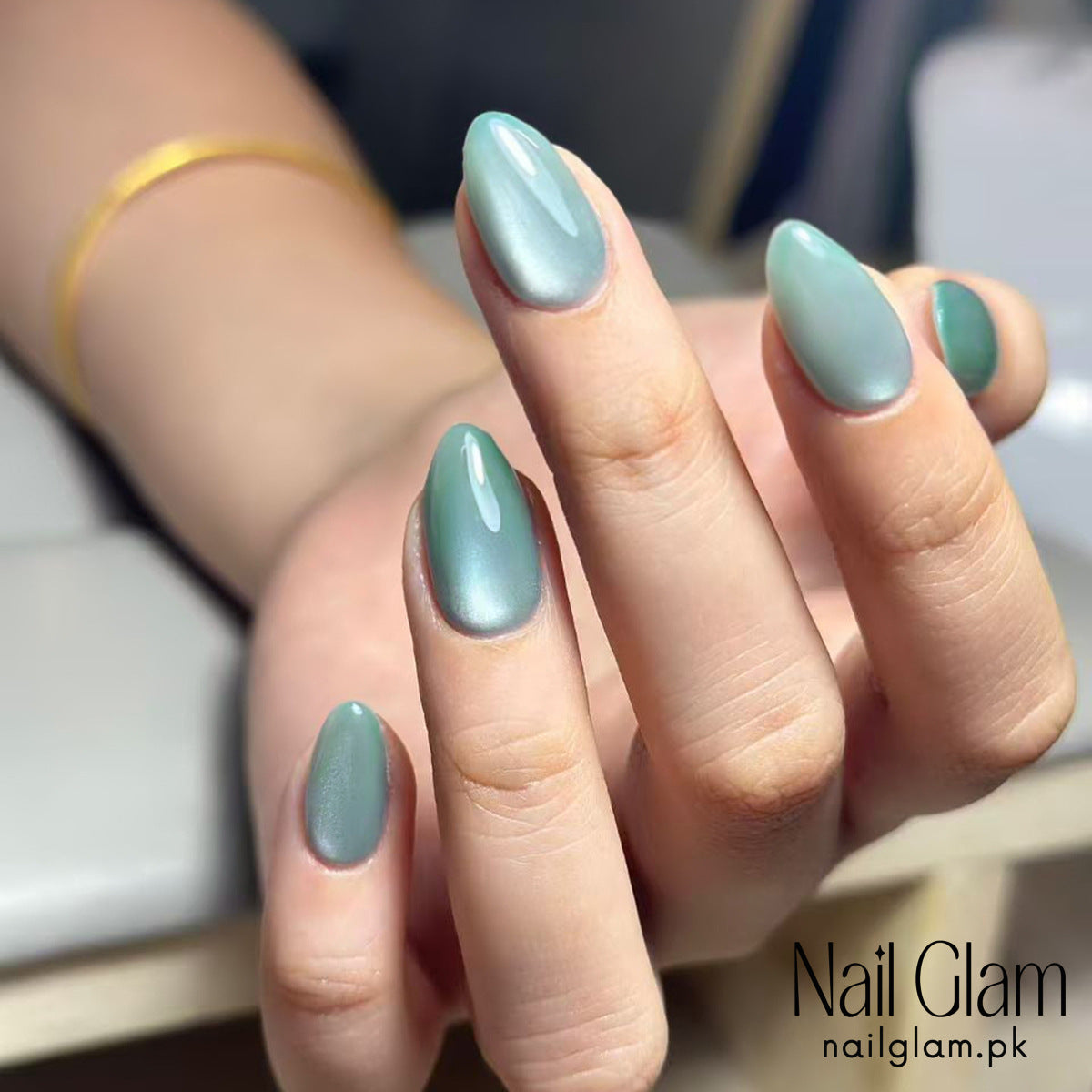 NailGlam652 - Mint Green Grape (30Pcs) -  Application Kit Included